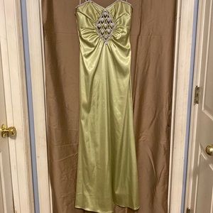 Prom elegance
